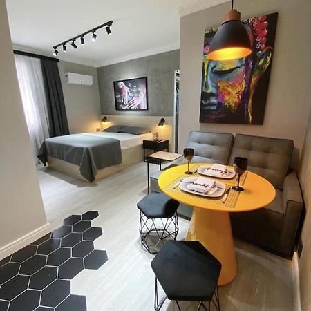 Studio Moderno - Jardins: Cama Queen, Ar E Garagem São Paulo Exteriör bild